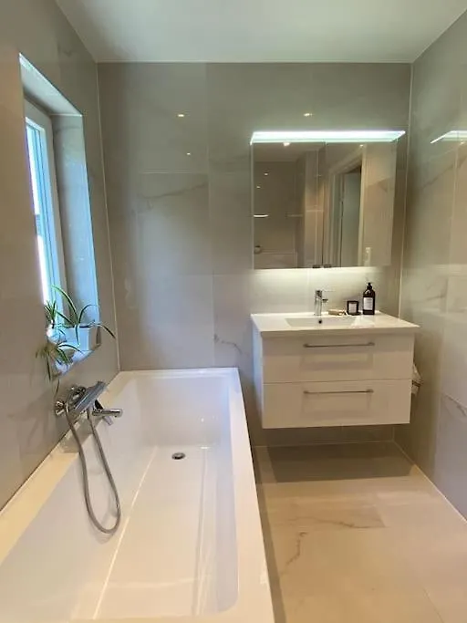 Hel Villa I Bergen Med Flott Utsikt Og 4 Soverom Norway